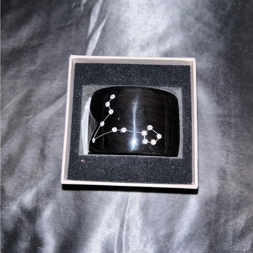BCBG Max Azria Vintage Pisces Zodiac Constellation Cuff Bracelet w Box